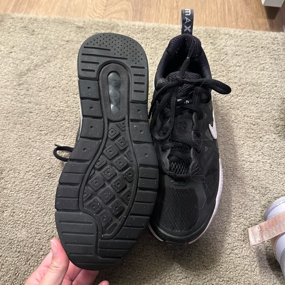 Nike air max black - Picture 3 of 3